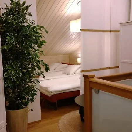 Lahdelma Keidas Pertunmaa